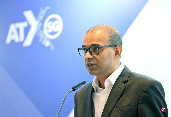 Senior Minister of State for the Ministry of Health and Ministry of Communications and Information, Dr. Janil Puthucheary, introducing HEALIX at Asia Tech x Singapore (ATxSG)